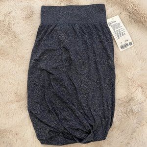 NWT Lululemon Boulevard Bliss Skirt True Navy/White 2